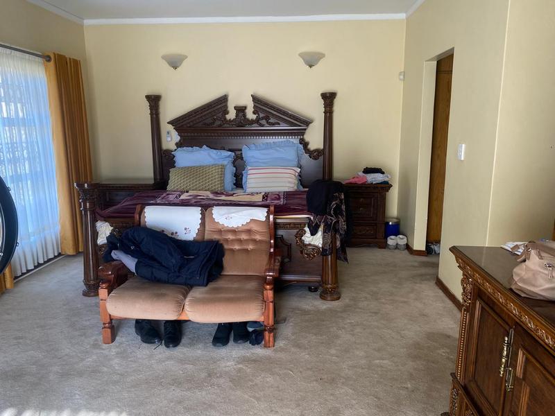 5 Bedroom Property for Sale in Balmoral Eastern Cape